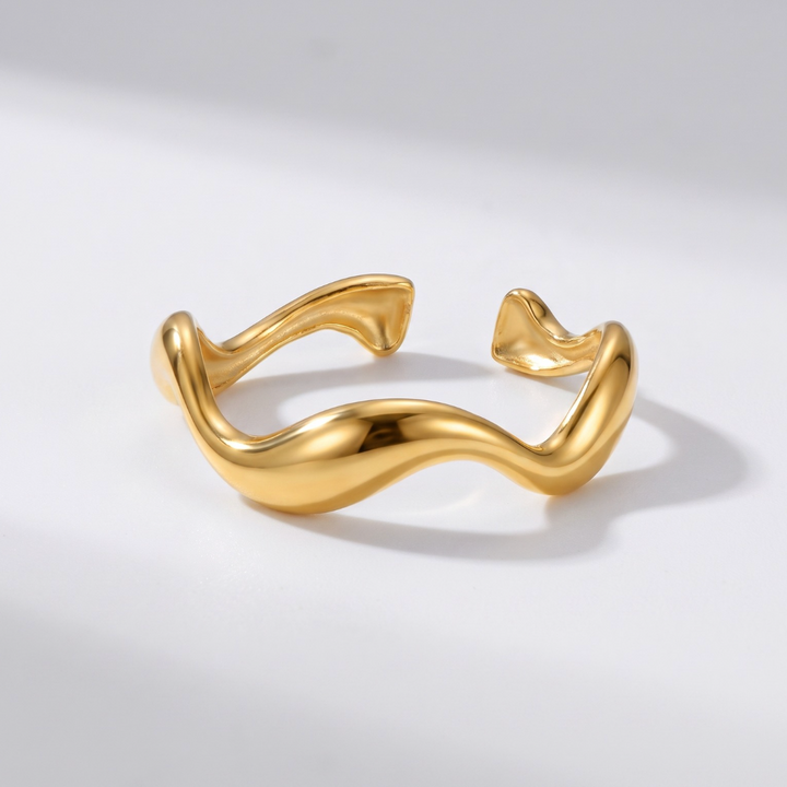 The Lueur Ring