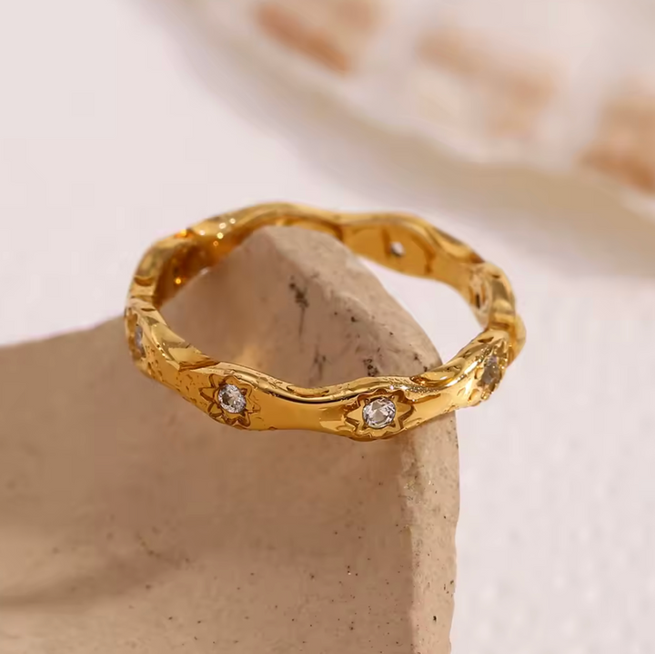 The Voeu Ring